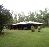 DARWIN'S SHADY ACRES RETREAT - Accommodation Cooktown