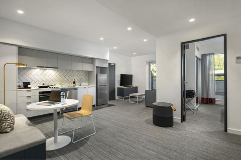 Quest Canberra City Walk - Accommodation Cooktown 5