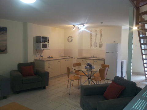 Nelson Bay Breeze - Accommodation Cooktown 33