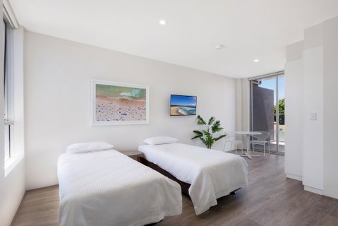 Bondi Beach Studio Penthouse Suite + Balcony - Accommodation Cooktown 1