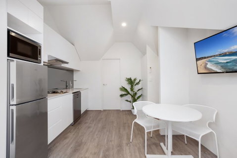 Bondi Beach Studio Suite 2 - Accommodation Cooktown 2