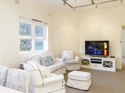 BONDI BEACHFRONT (I719)-L'Abode Accommodation - Accommodation Cooktown 0