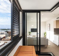 Boutique Apartment In Highly Sought After Arena - Accommodation Cooktown
