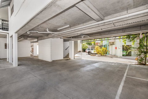 BOUTIQUE APARTMENTS BEACH LOCATION - Accommodation Cooktown 1