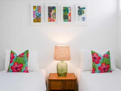 Boutique Stays - Hampton Lookout - Accommodation Cooktown 3