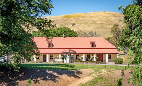 Brigham House - Accommodation Cooktown 1