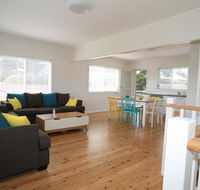 Bright and Breezy - Accommodation Cooktown