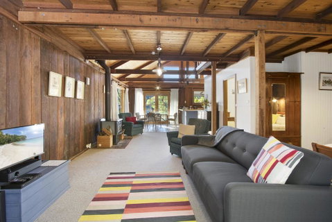 BROWNS COTTAGE - Accommodation Cooktown 3