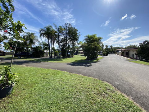 Bundaberg Park Village - Accommodation Cooktown 1