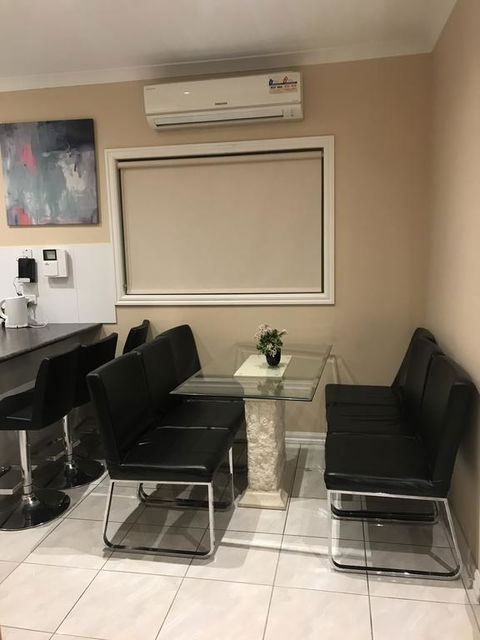 Cairnlea St Albans Townhouse - Accommodation Cooktown 1