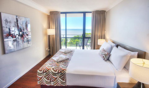 Cairns Plaza Hotel - Accommodation Cooktown 3