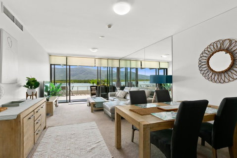 Cairns Waterfront - Harbourlights - Accommodation Cooktown 3