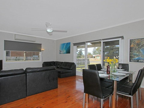 Callala Beach Cottage - Charm And Character - Accommodation Cooktown 2