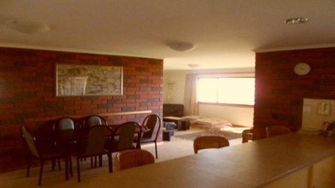 Calm Seas - 70 Gold Coast Drive - Accommodation Cooktown 3