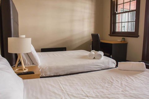 Campsie Hotel - Accommodation Cooktown 1