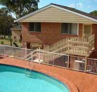 Canberra Cres 2E Burrill Lake Upstairs Apartment - Accommodation Cooktown