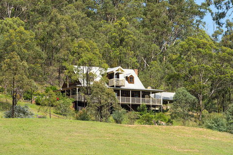 Cants Cottage - Accommodation Cooktown 0