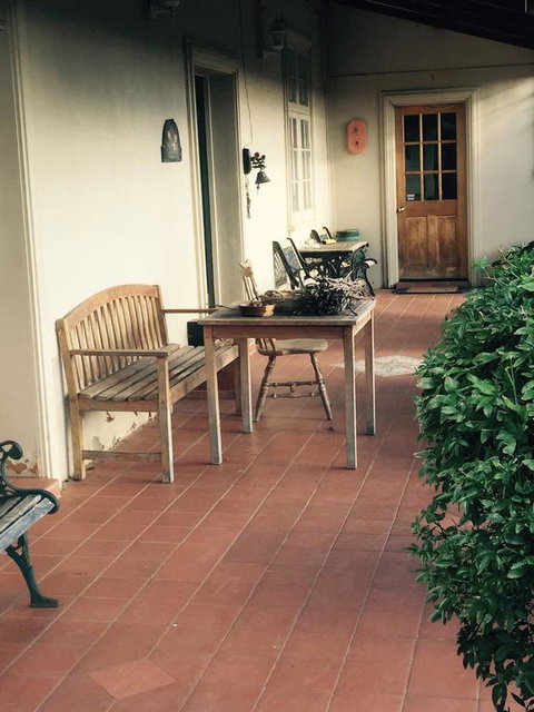 Catania Cottage & Farmhouse - Accommodation Cooktown 3