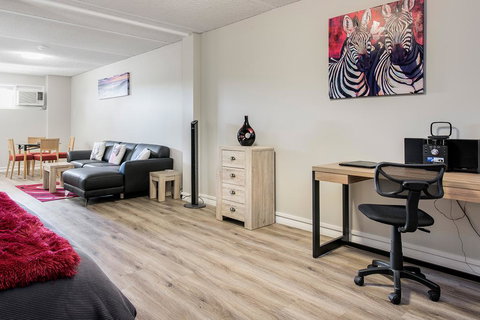 Celina's Ocean View Studio - Accommodation Cooktown 2