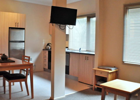 Champagne - Accommodation Cooktown 1