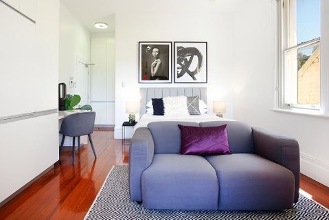Charming Studio With Balcony In Inner-City Glebe - Accommodation Cooktown 1