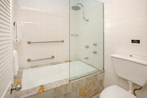 City Centre Accommodation - Accommodation Cooktown 3