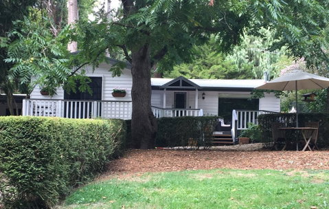Clarendon Cottages - Accommodation Cooktown 2