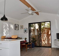 Comfortable Stylish Flat in Heart of Fremantle - Accommodation Cooktown