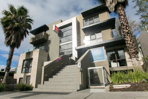 Comfy Kew Apartments - Accommodation Cooktown 3