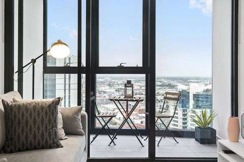 COMPLETE HOST Clarendon Southbank - Accommodation Cooktown 0