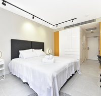 Contemporary brand new central located studio - Accommodation Cooktown