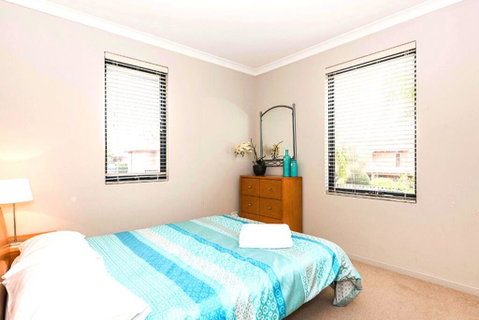 Coode Street Townhouse - Accommodation Cooktown 2