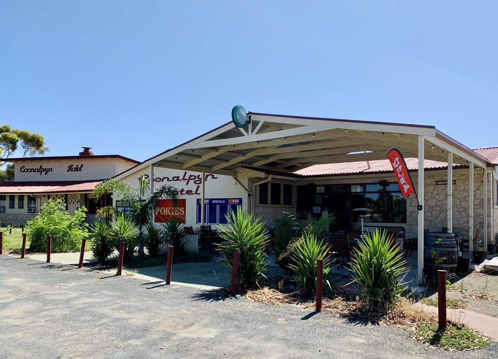 Coonalpyn SA Accommodation Cooktown