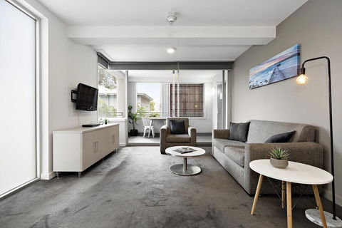 Cosmopolitan Hotel Melbourne - Accommodation Cooktown 2