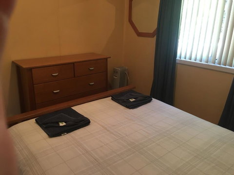 Cottage 53 - Topspot Cottages - Accommodation Cooktown 2