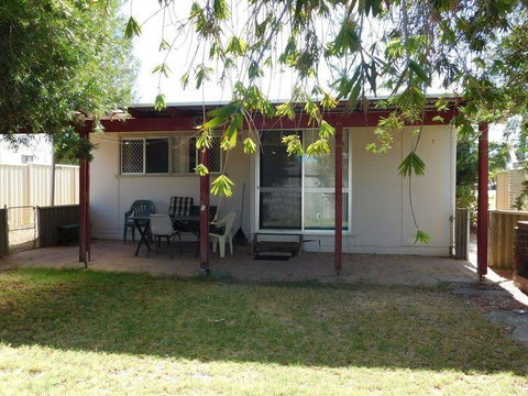 Cottage 57 - Topspot Cottages - Accommodation Cooktown 2