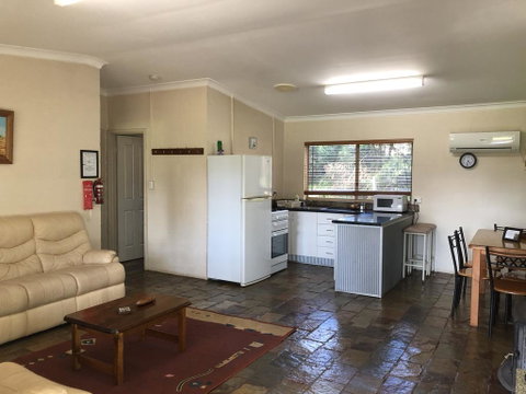 Country Cottages Of Bridgetown - Accommodation Cooktown 2
