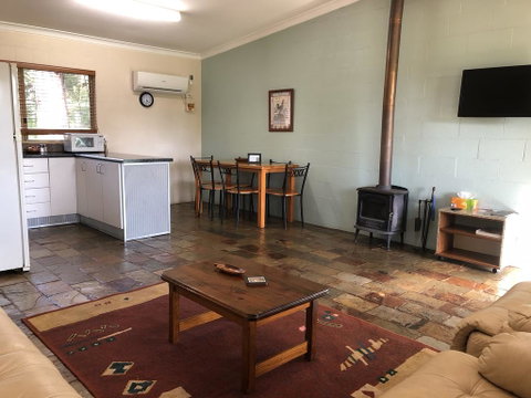 Country Cottages Of Bridgetown - Accommodation Cooktown 3