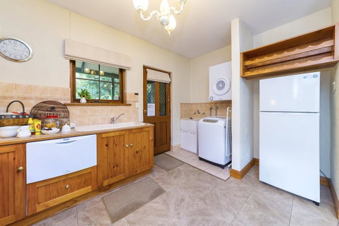 Country Pleasures Bed And Breakfast - Accommodation Cooktown 3