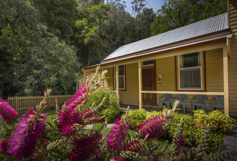 Creek Cottage - Accommodation Cooktown 1