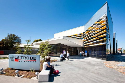 Delicate And Peaceful Bundoora Townhouse 10 - Accommodation Cooktown 1