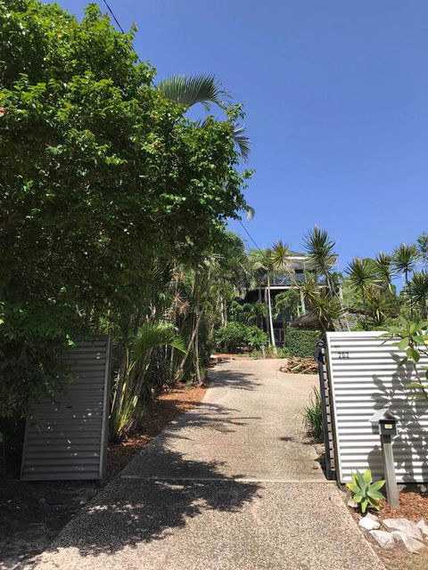 Dog Friendly Peregian Beach Home With Views - Accommodation Cooktown 3