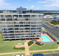 Ebbtide 2 - On Main Beach - Accommodation Cooktown