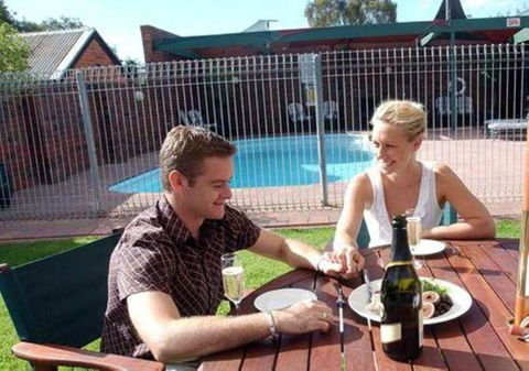 Echuca Nirebo Motel - Accommodation Cooktown 0