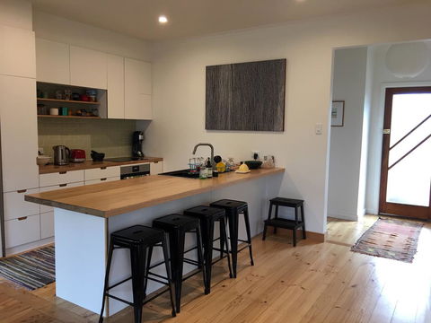 Eco-renovated Light-filled House On A Hill - Accommodation Cooktown 1