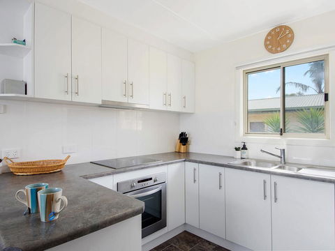 EdAn Beachhouse - 21 Laronde - Accommodation Cooktown 3