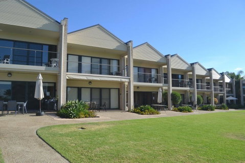 ELSINOR Townhouse 7 Mulwala - Accommodation Cooktown 0