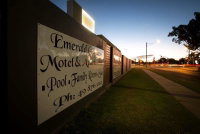 Emerald Gardens Motel  Apartments