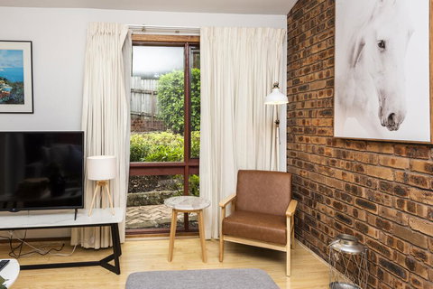 Epping 3BR 3BA Fast Wifi Easy Parking House - Accommodation Cooktown 1