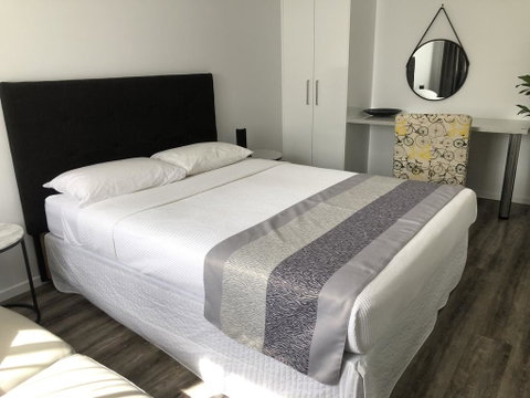 Escape On Lake - Accommodation Cooktown 0